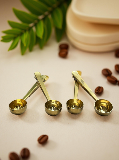 MEASURING SPOONS
